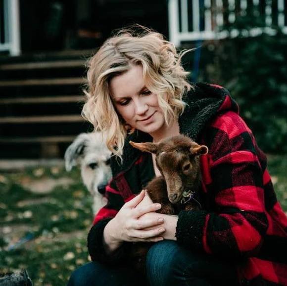 Meet your Posher, Aimee - Picture 1 of 1